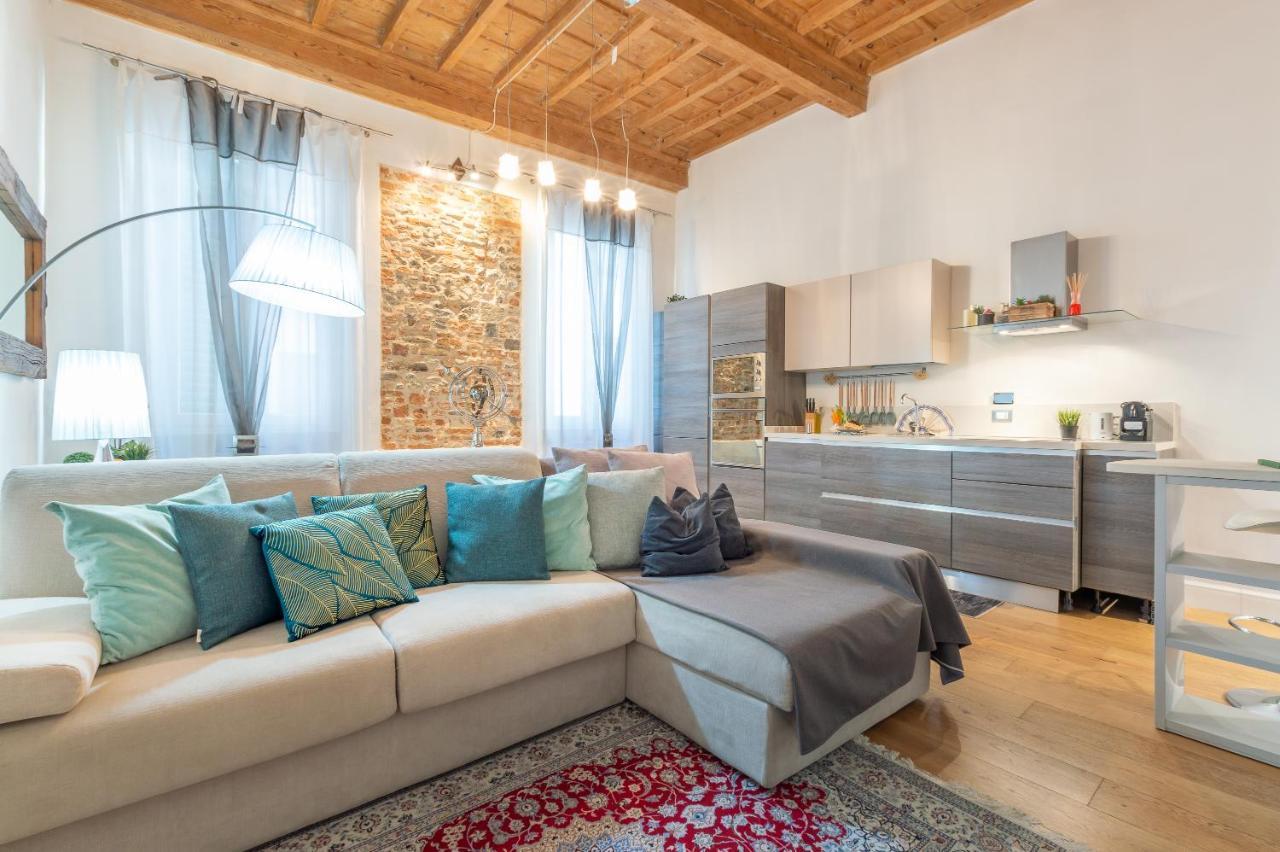 E Quindi Uscimmo A Riveder Le Stelle Apartment ฟลอเรนซ์ ภายนอก รูปภาพ