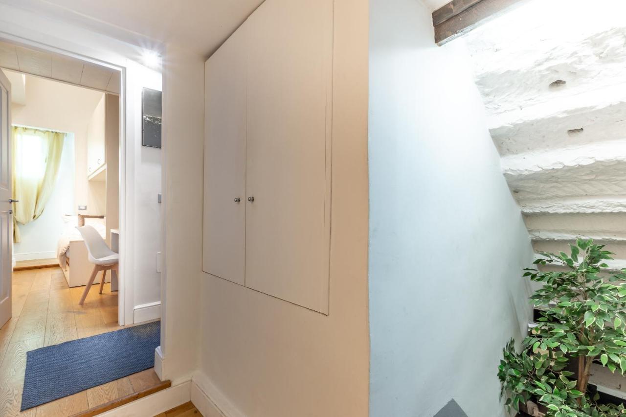 E Quindi Uscimmo A Riveder Le Stelle Apartment ฟลอเรนซ์ ภายนอก รูปภาพ